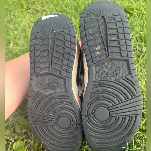 Jordan 1 Mid “Orange Suede” - Picture 6 of 7